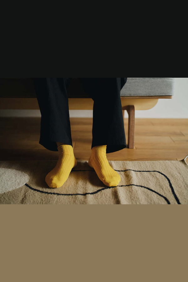 Nishiguchi Kutsushita Silk Cotton Ribbed Socks - Susuki Gold