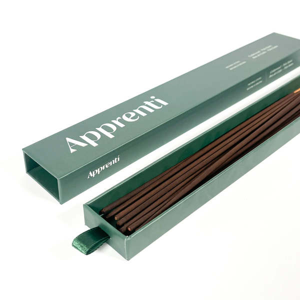 Apprenti r'ganik Cedarwood and Palo Santo Incense