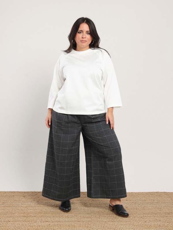 NAZEERAH Rima Jersey Tee