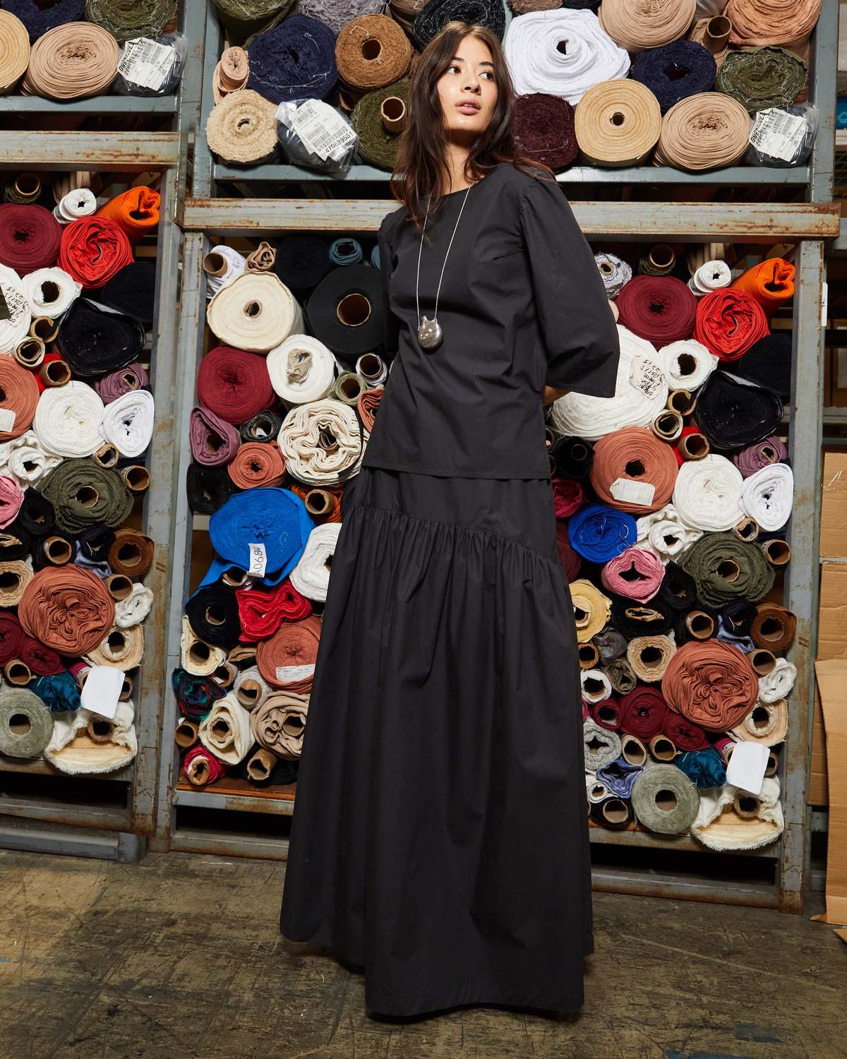 LWN Talis Skirt - Black - Image 3 of 4