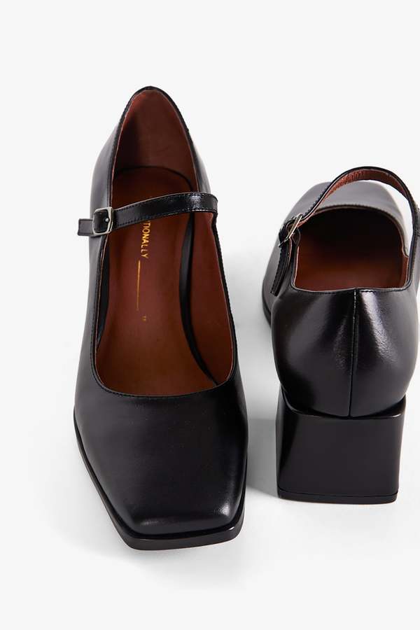 "INTENTIONALLY __________." Christopher Mary Jane - Multi