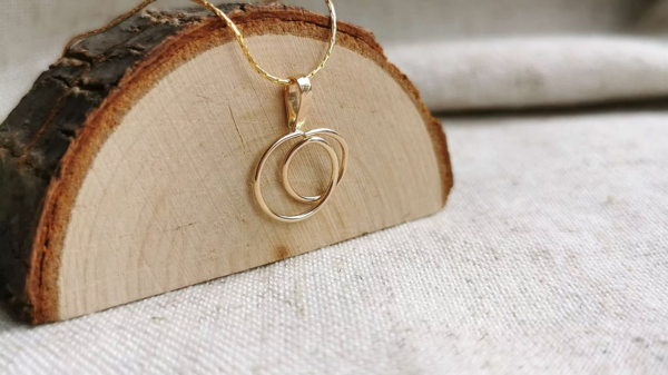 JASPER WILD Double Loop Necklace