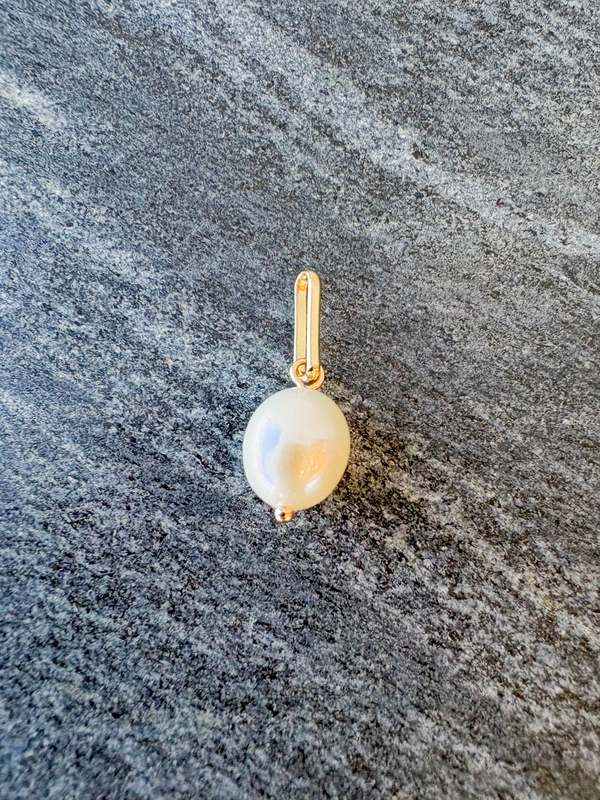 Thatch Colette Pearl Charm