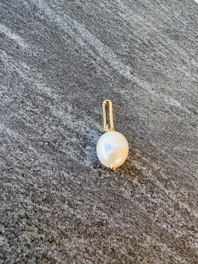 Thatch Colette Pearl Charm