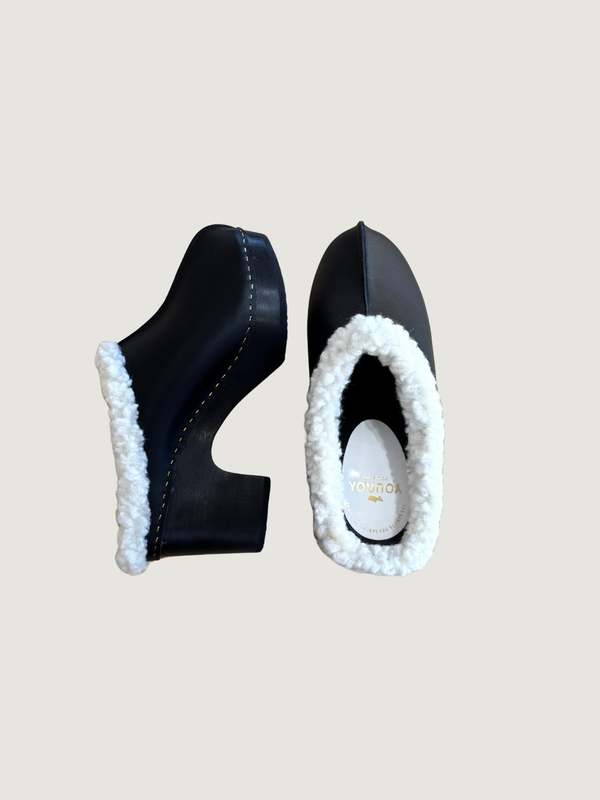 YOUYOU YGLOO Fur Vegetal Leather Clogs