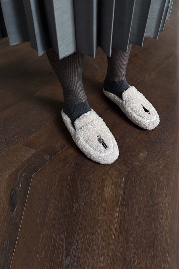 London Atelier Byproduct Shearling Mules with Embroidery Patches - Beige