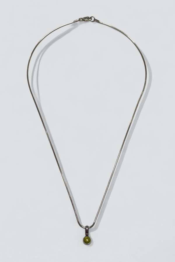 Vintage Peridot Dot Pendant Necklace - Sterling Silver