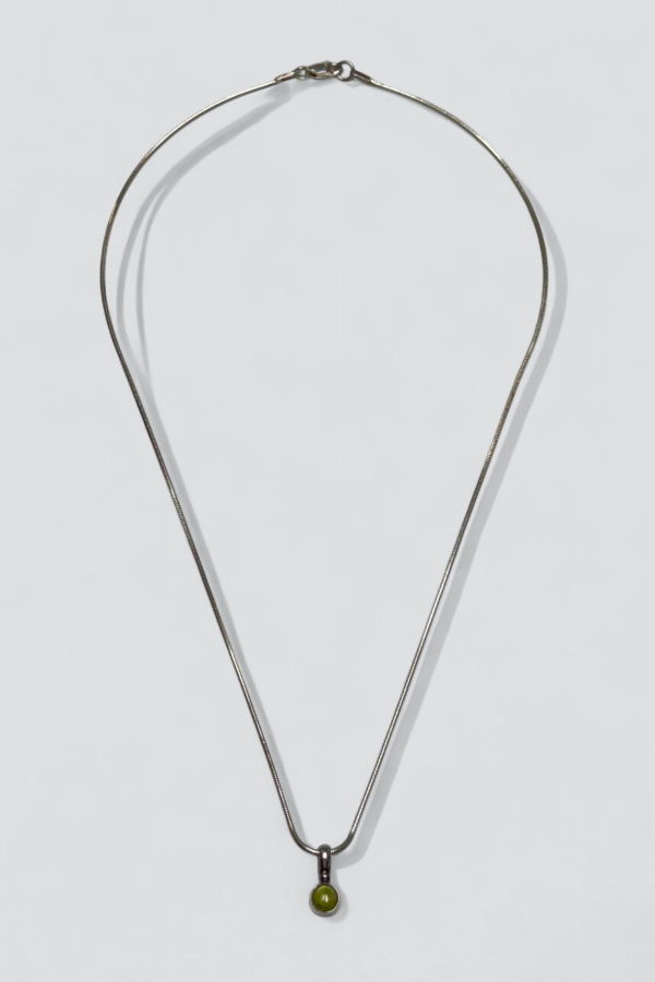 Vintage Peridot Dot Pendant Necklace - Sterling Silver