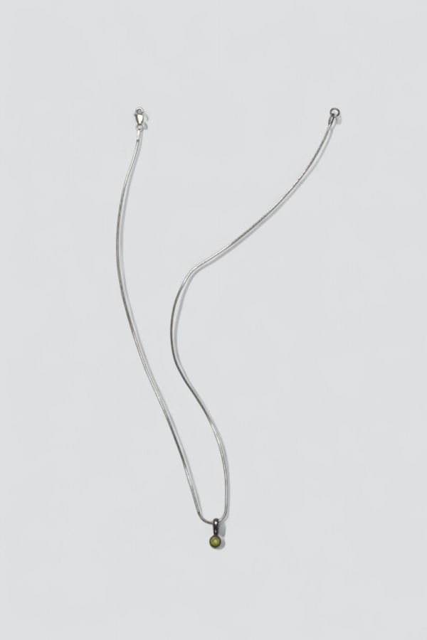 Vintage Peridot Dot Pendant Necklace - Sterling Silver