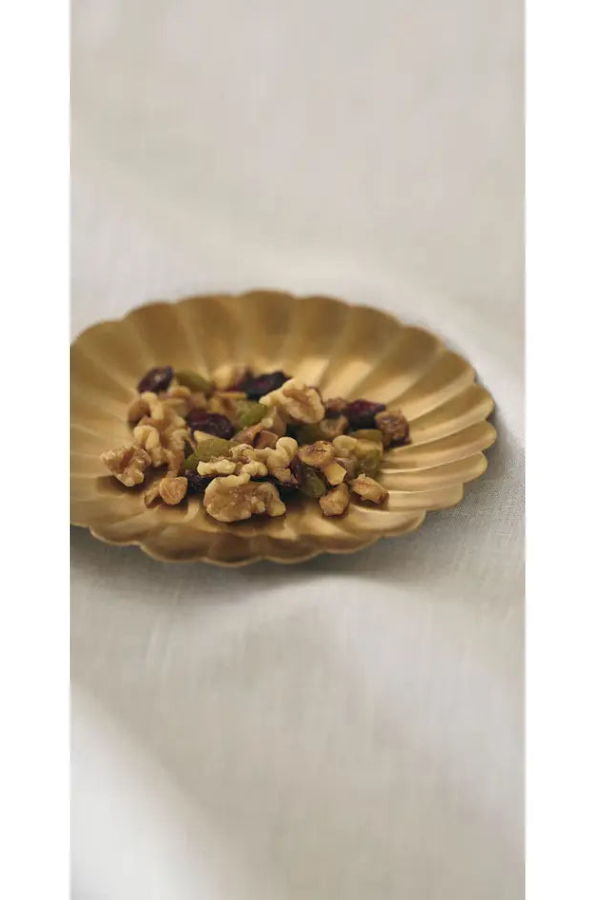 Fog Linen Work Brass Petal Plate - Medium