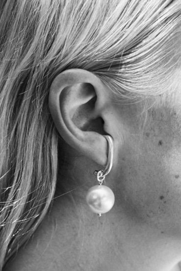 Sophie Buhai Round Pearl Lobe Drops - silver