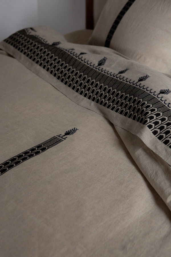 Erica Tanov Cypress Washed Linen Duvet Cover - Natural
