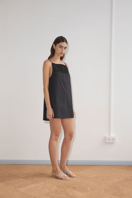 ワンピース Apolina Sissy Smock Dress 2-3y Apolina / Sissy Smock Dress 2-3y