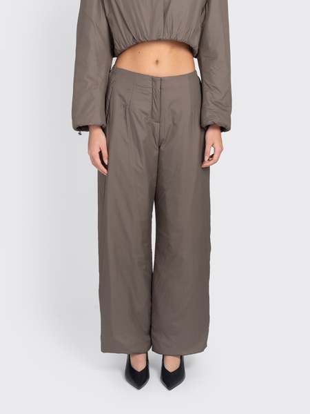 AMOMENTO Three Tuck Banding Pants | Garmentory