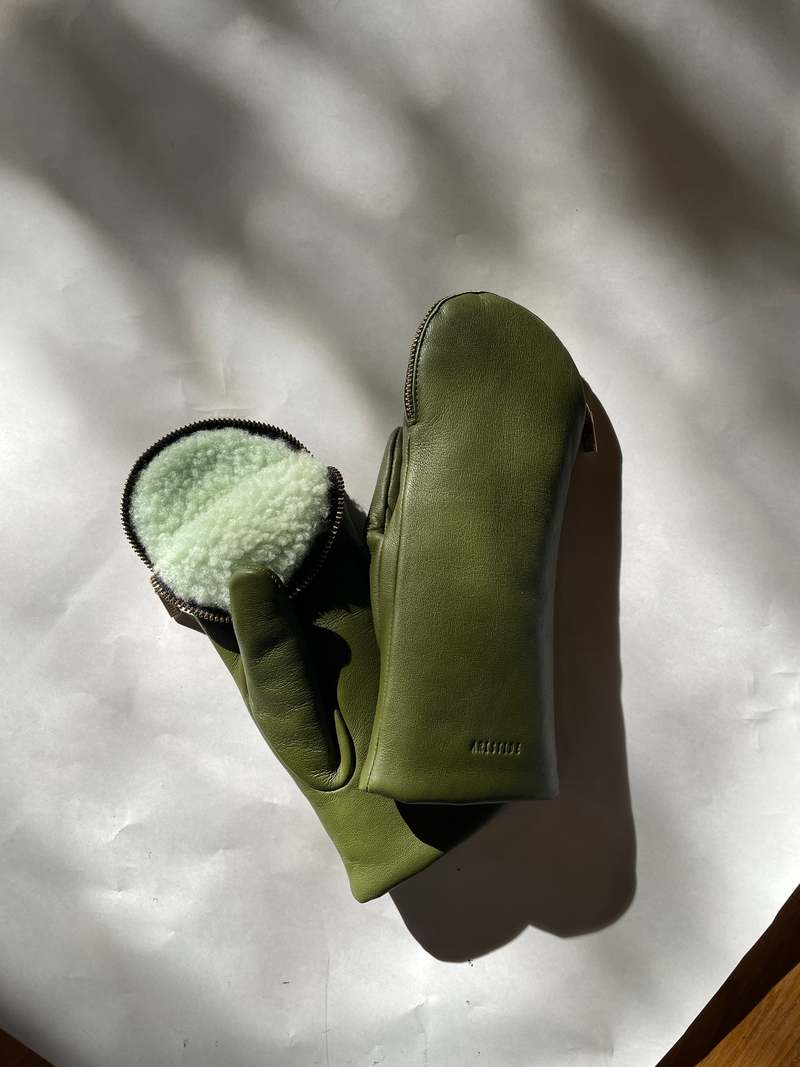 Aristide Fleece Lambskin Mittens