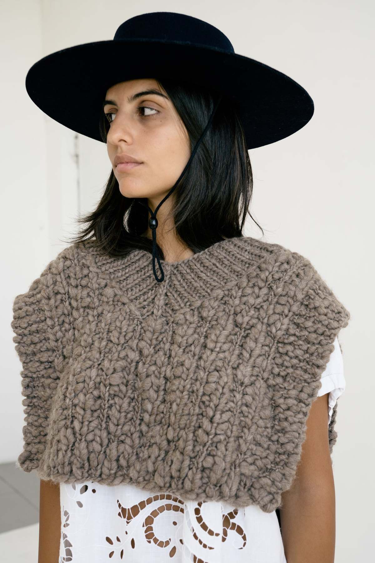 OUND Higo Vest - Image 1 of 5