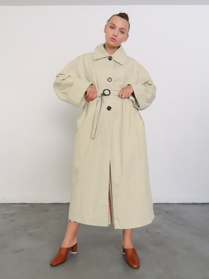SAMUJII BUNKO COAT - SAND