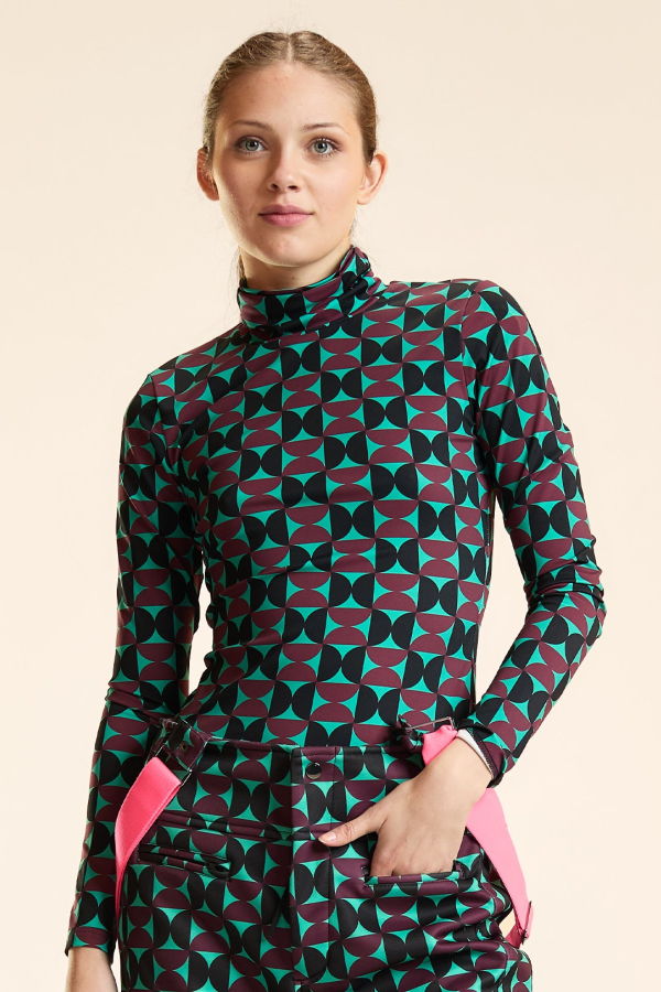 Cynthia Rowley The Perfect Layer Turtleneck Top - Burgundy