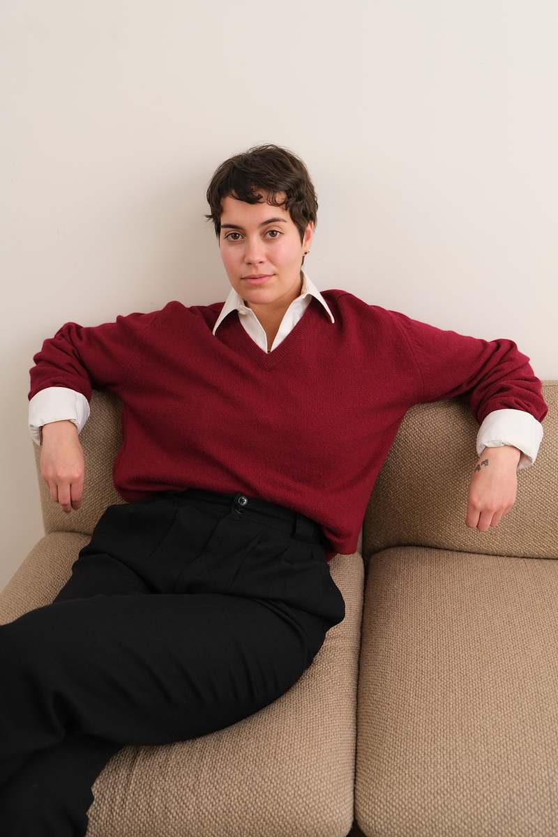 Vintage 80s Wool V-Neck Sweater - Merlot