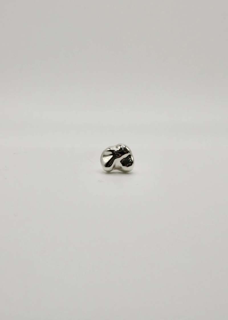 Sola atelier Omi Stud Earring