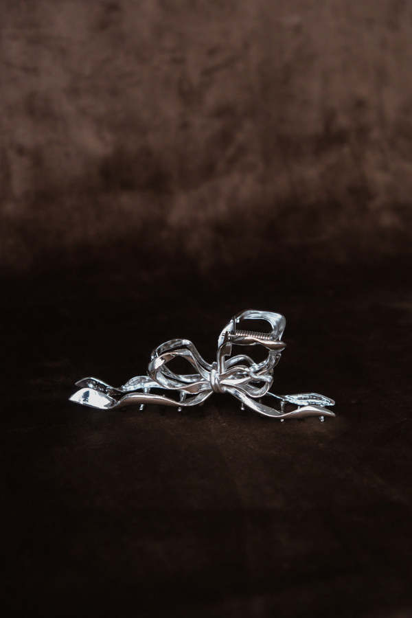 Pipe & Row Bow Metal Hair Claw
