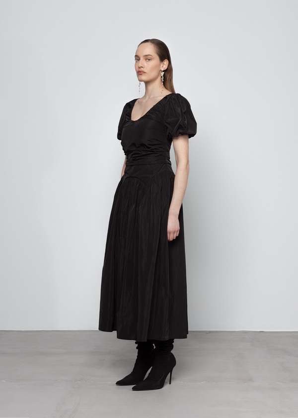 esthe Taffeta Puff Sleeve Volume Dress