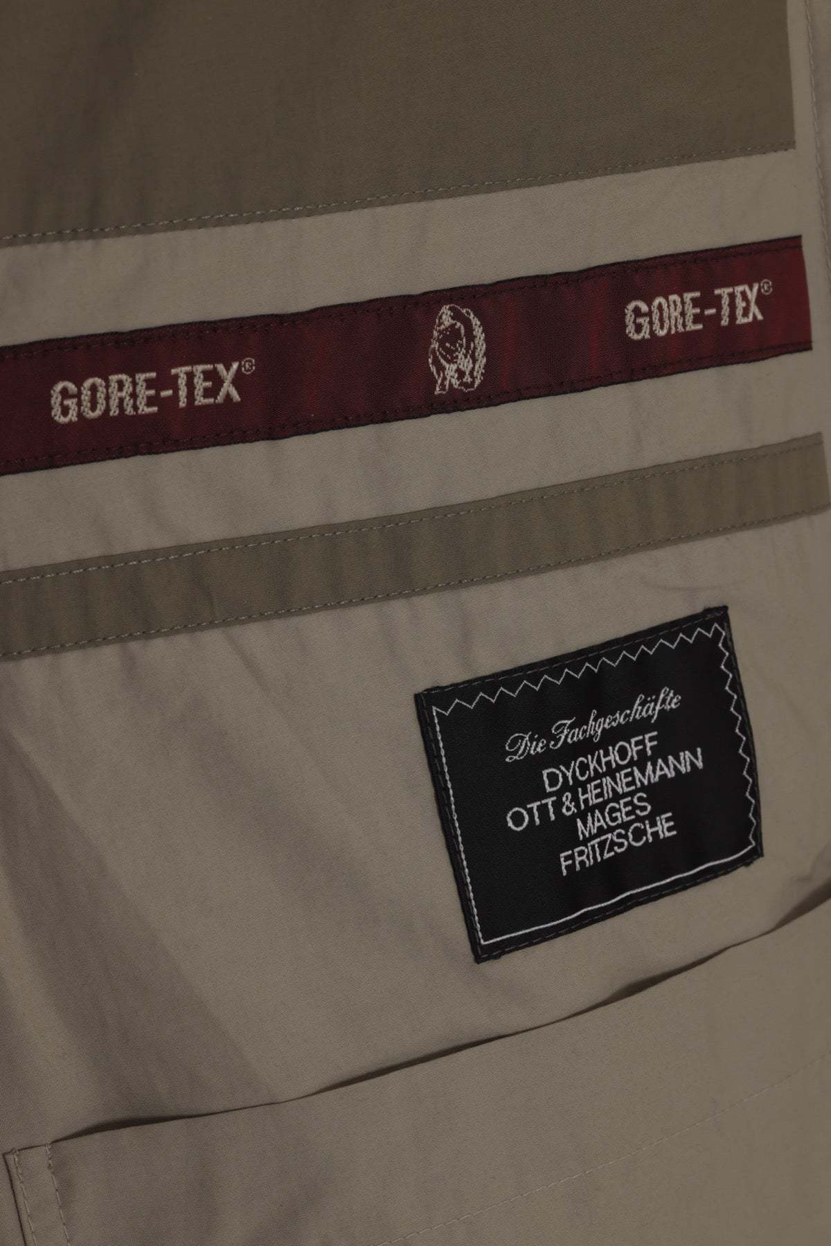 Die Fachgeschäft (West Germany) Vintage, 1970s, Gore-Tex - Image 4 of 5