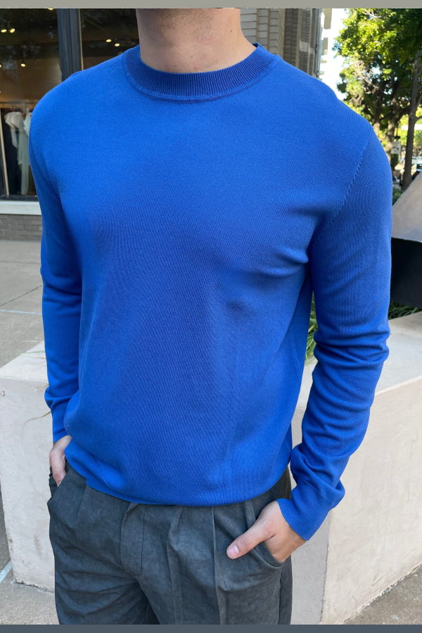 The NKC Store Elan Top