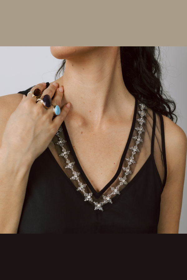 Leur Logette Petal Embroidery Dress - White