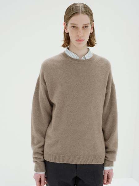 Auralee BABY CASHMERE KNIT PULLOVER - LIGHT BROWN | Garmentory