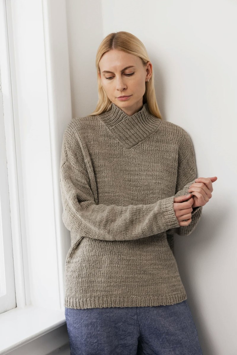 Wol Hide Cross Neck Pullover