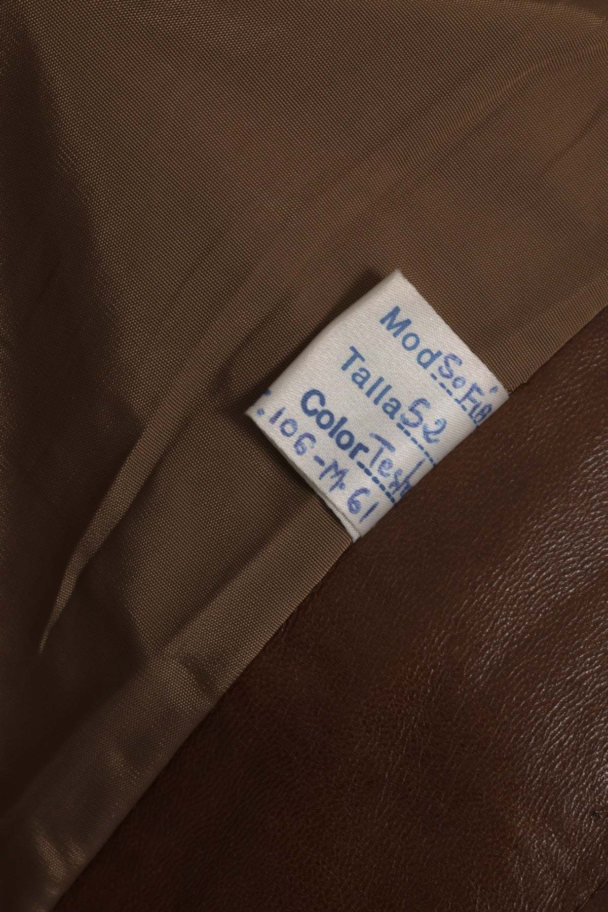 Creaciones 2000 (Spain) Vintage, 1970s, Lamb Nappa, Málaga - Image 5 of 6