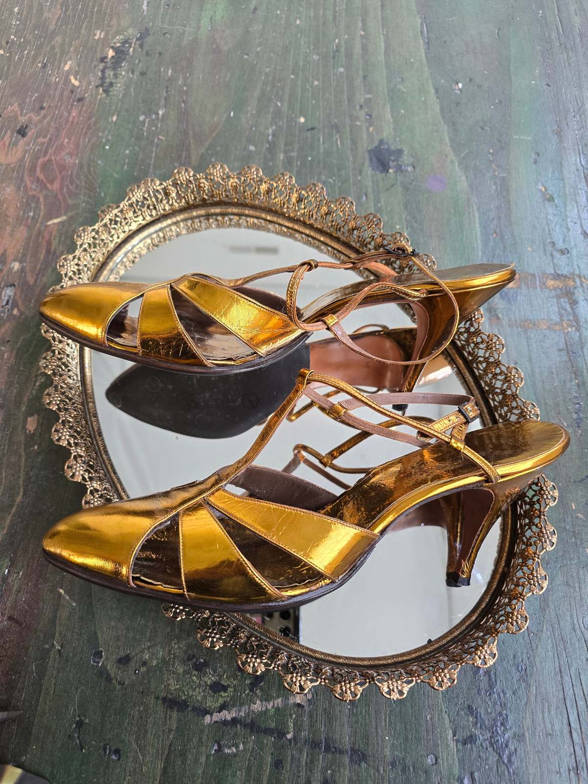 Shiaparelli Art Deco Golden Heels - Image 4 of 5