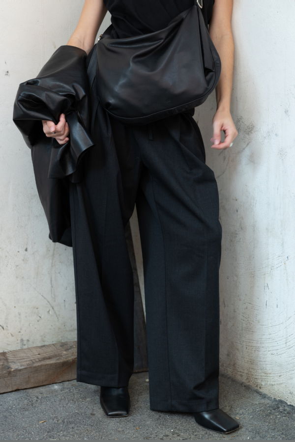 Cordera Pleated Relaxed Pants