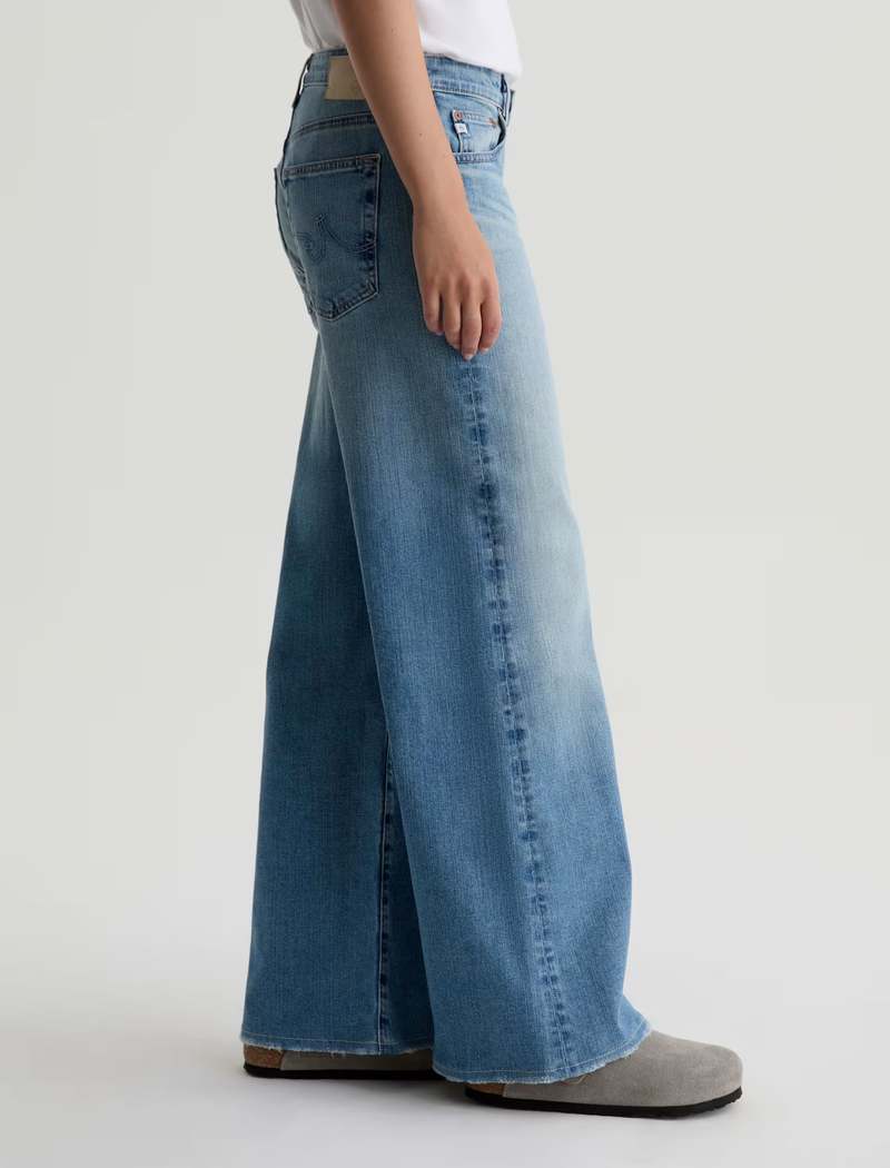 AG Jeans Saige Wide Leg Jeans