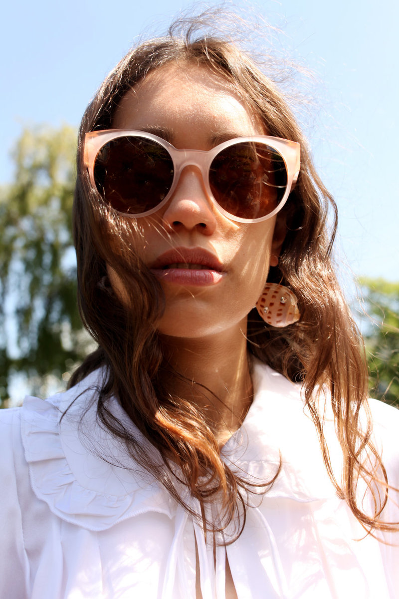 Zanzan Osa Round Sunglasses - Milky Pink | Garmentory display picture 3