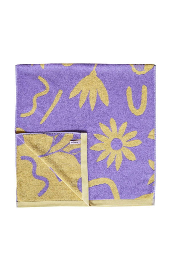 Mosey Me Floral Dreams Bath Towel