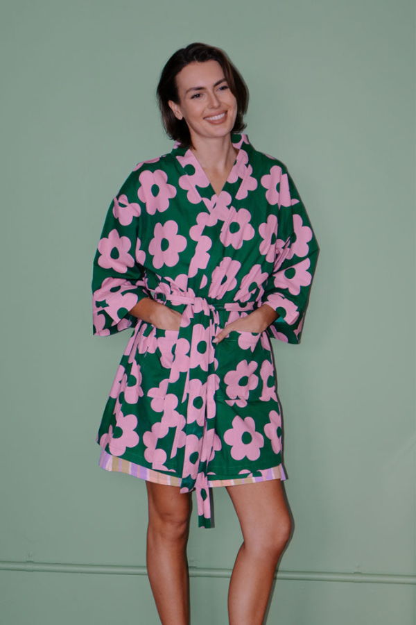 Mosey Me Flowerbed Short Robe