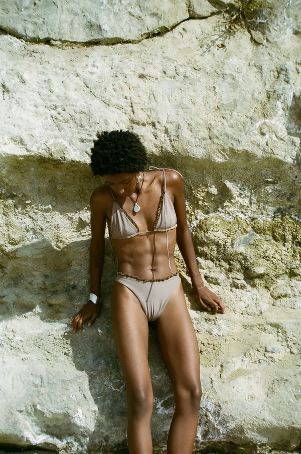 mare perpetua Essential Frill Top mare perpetua Essential Frill Top