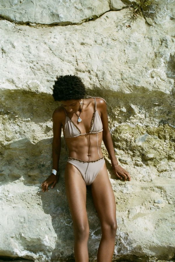 mare perpetua Essential Frill Top