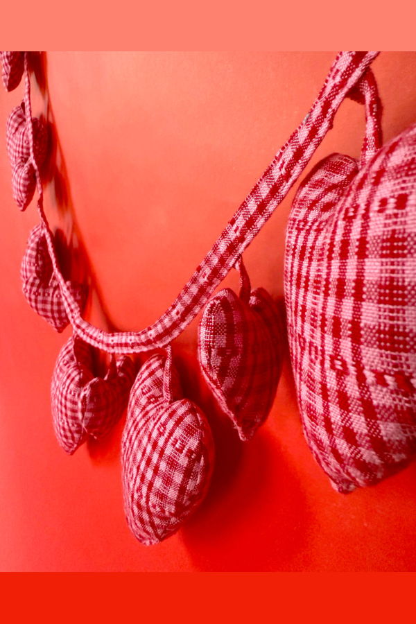 Heather Taylor Home Soho Heart Garland