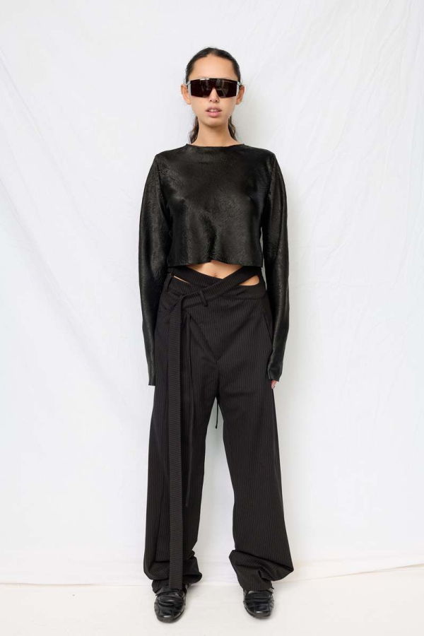 Assembly Wrinkled Acetate Crop Long Sleeve Top