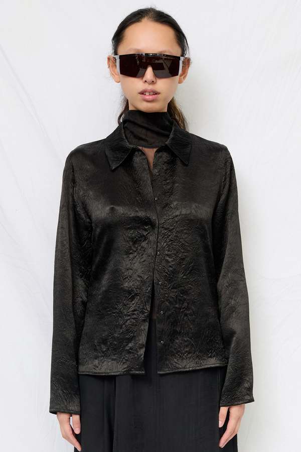 Assembly Black Wrinkled Acetate Fitted Button Up Top Assembly Black Wrinkled Acetate Fitted Button Up Top
