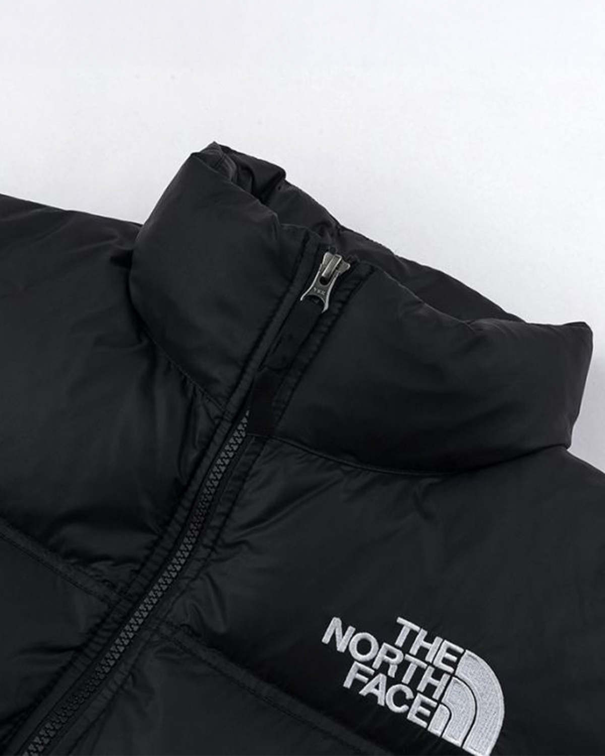THE NORTH FACE Nuptse Short Jacket - TNF Black - Image 3 of 14
