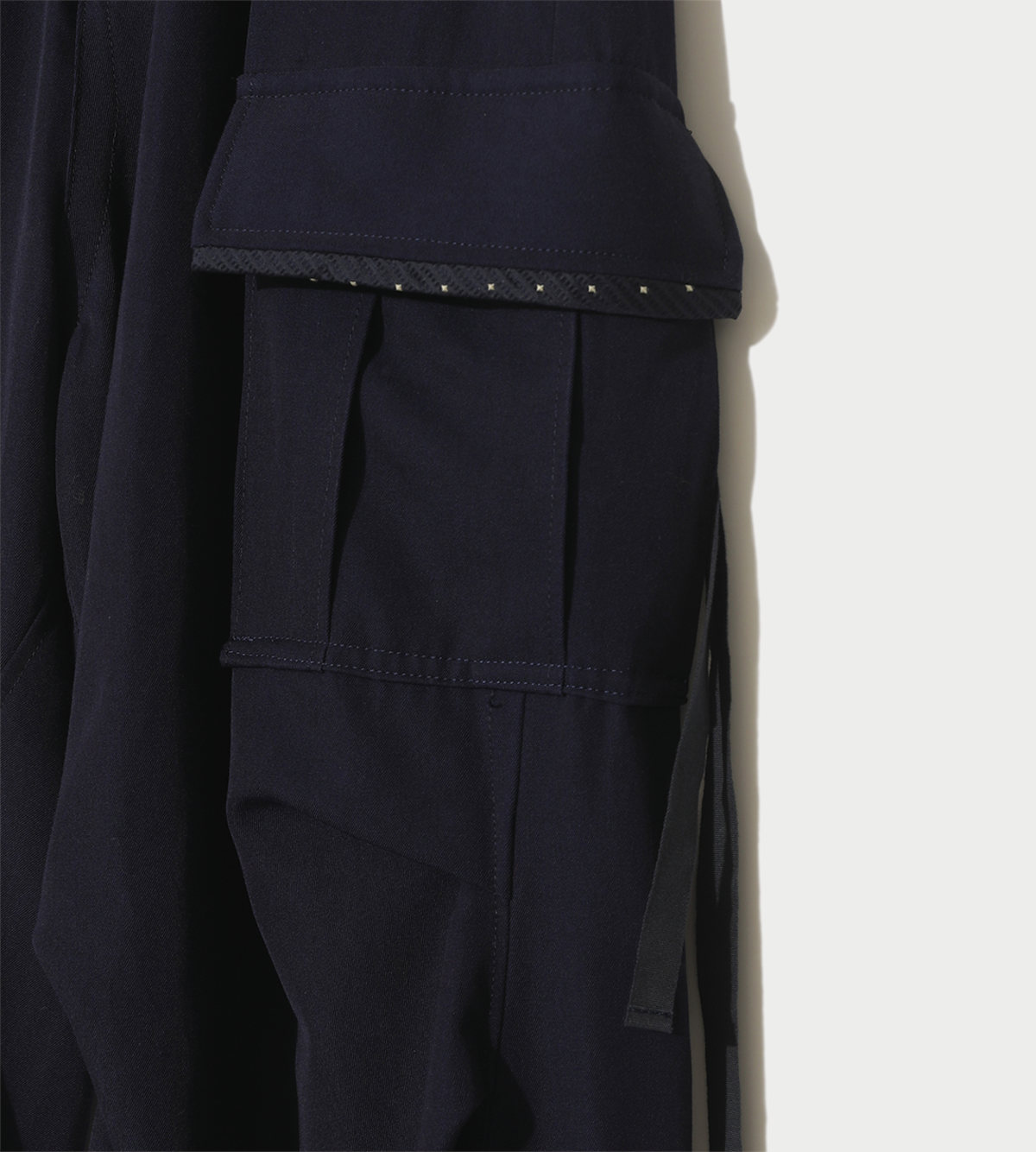 Undercover Cropped Wool Cargo Pants - Image 4 of 11