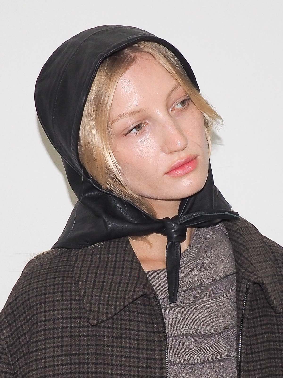 Clyde Bonnet - Black - Image 2 of 4