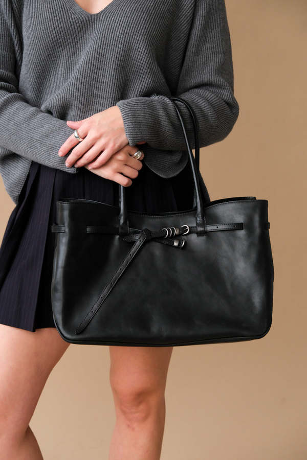 MARGESHERWOOD Grandma Used Large Bag - Black Pull Up | Garmentory