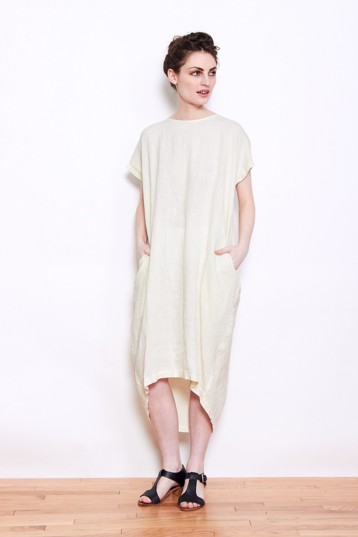 Black Crane Pleated Cocoon Dress - Cream | Garmentory