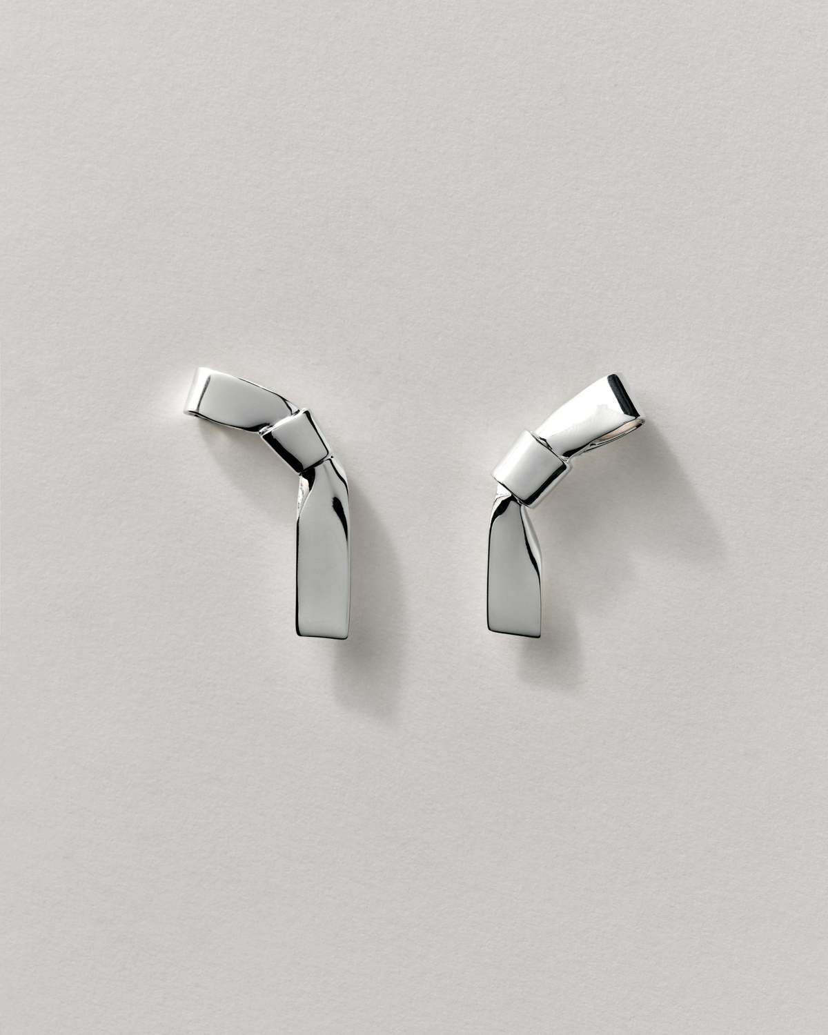 Annika Inez Small Cravat Earrings - Image 1 of 3