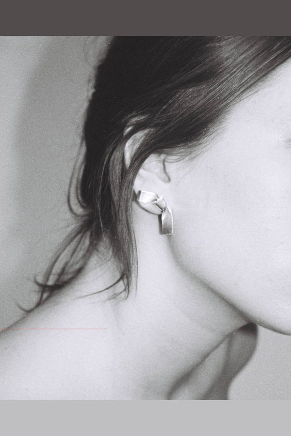 Annika Inez Small Cravat Earrings